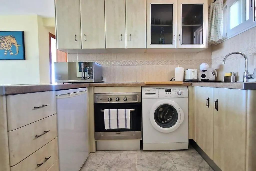2 Bed - Stunning Views Daire Benalmádena